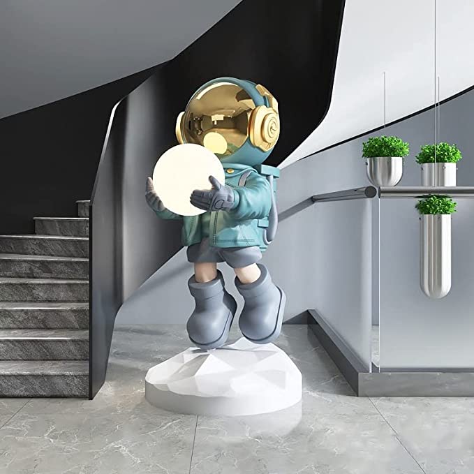 Modern Art SpaceMan Sculpture